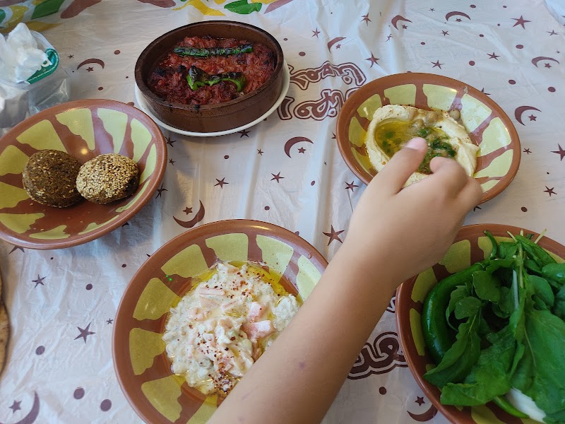 مطعم اصحاب السعاده 4