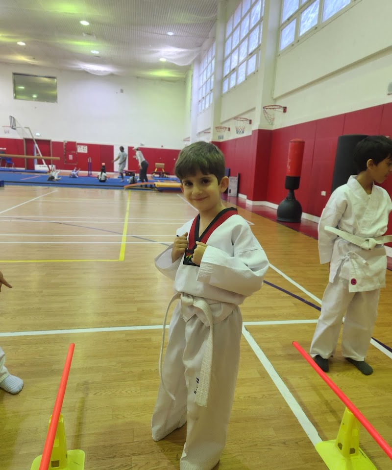 جامعة أبوظبي - العين 2