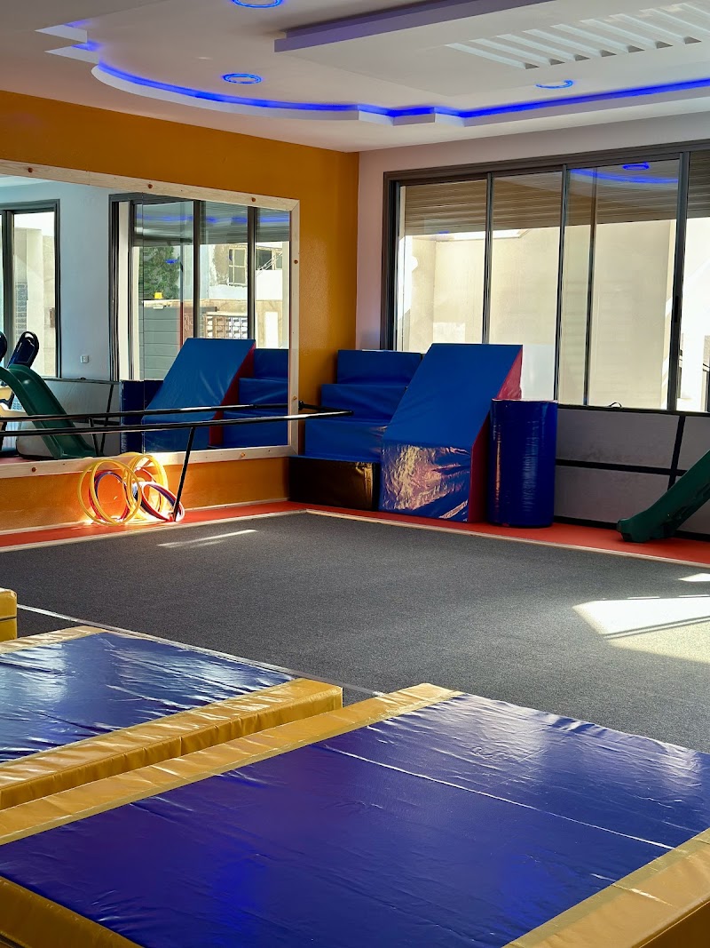 صالة الأطفال الرياضية+