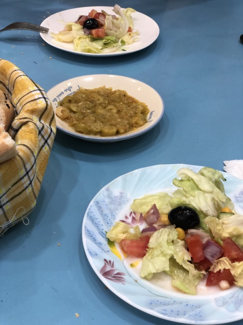 مطعم سارة، شيز كامل 4