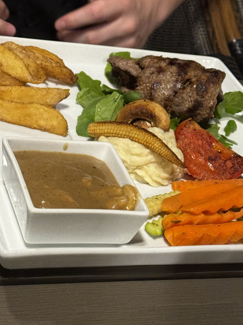 مطعم تشيلو 3