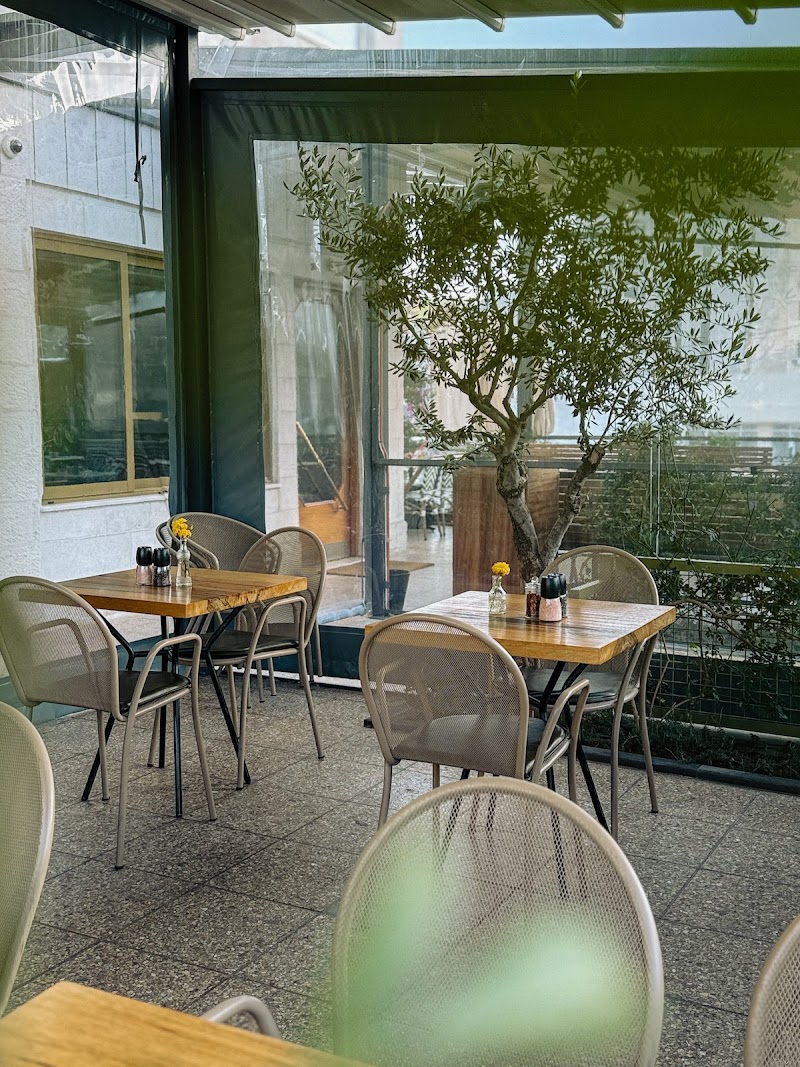 أوليفّا بيتزا ومعجنات - شميساني