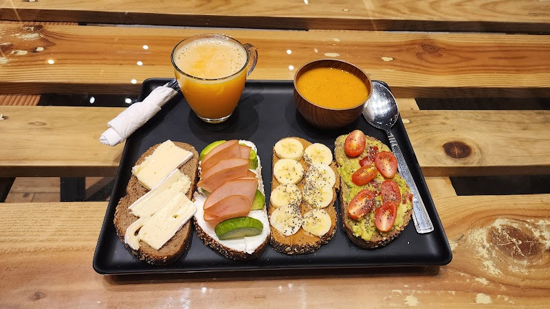 معرض قهوة أوميزا 3