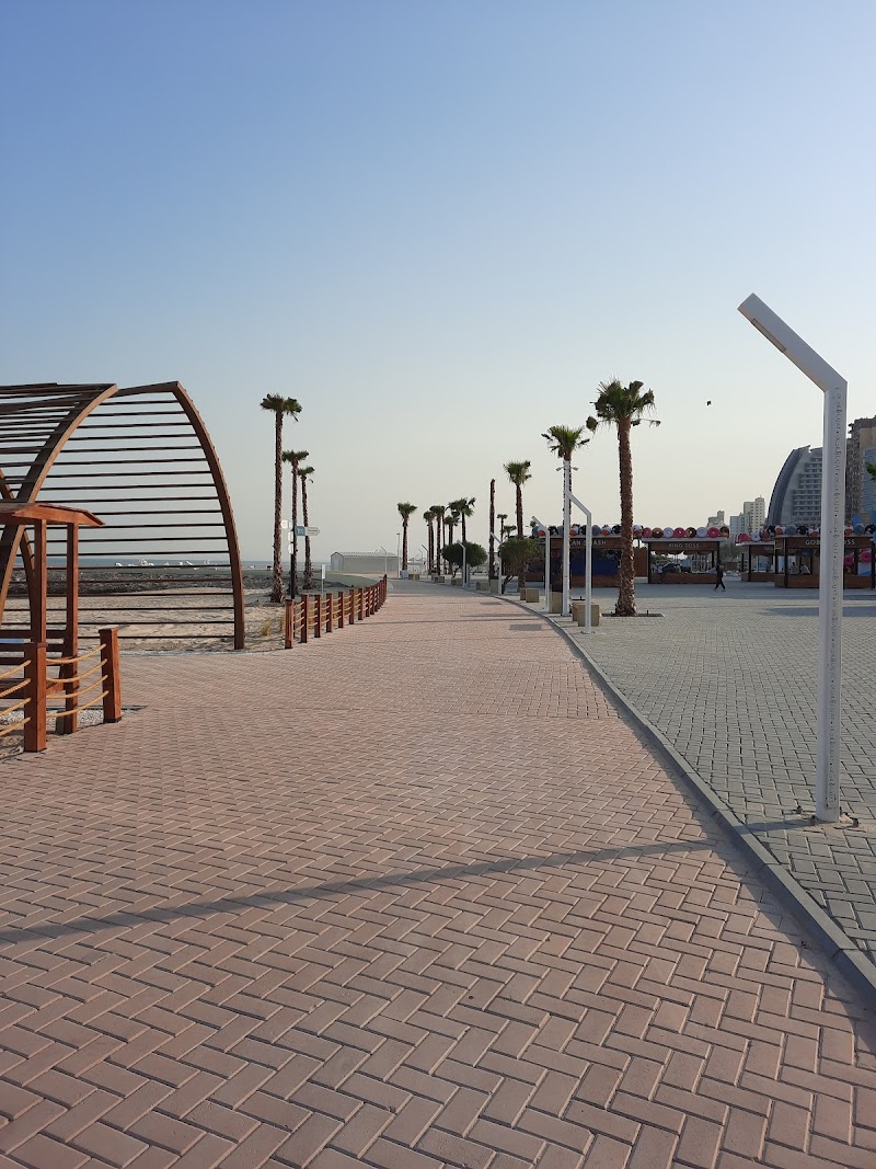 شاطئ البلاجات