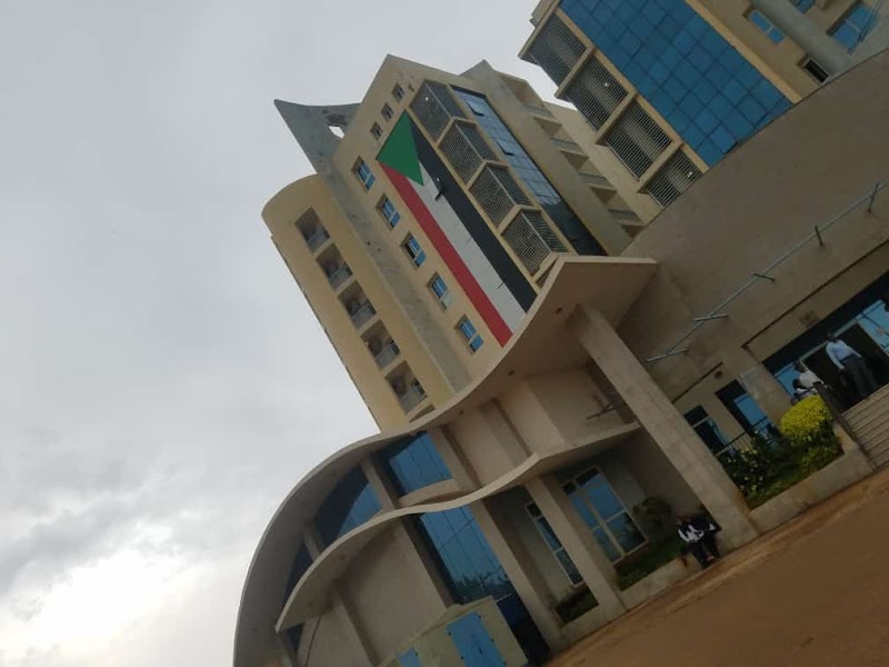 كلية الفجر للعلوم والتكنولوجيا 4