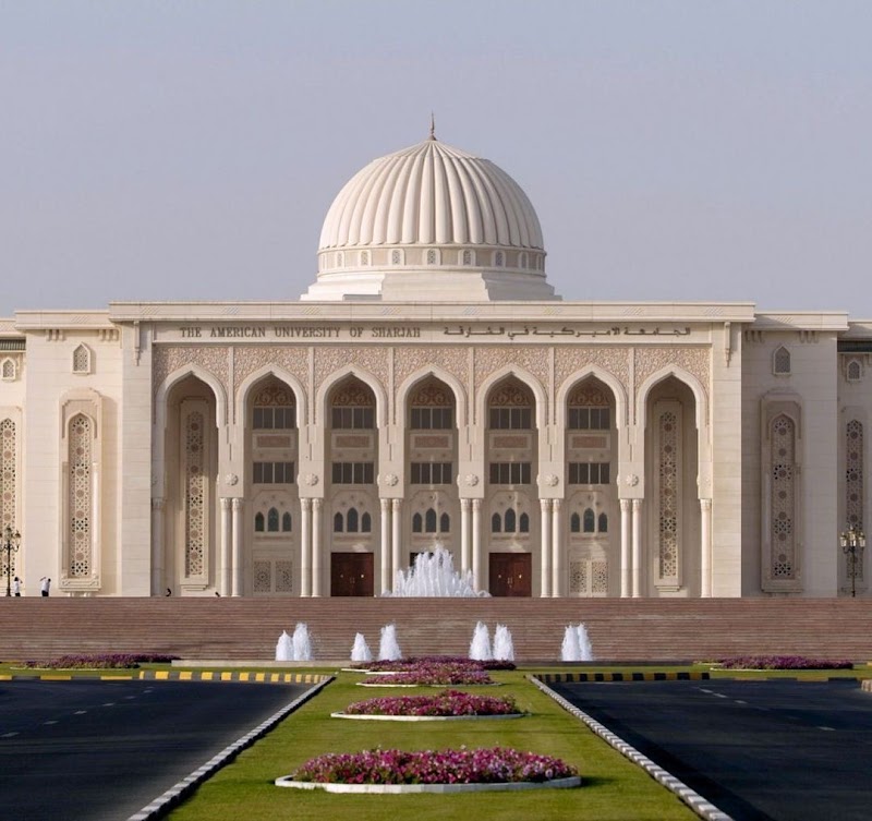 الجامعة الأمريكية في الشارقة 2