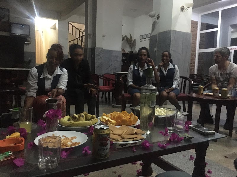 فندق كوستينا 4