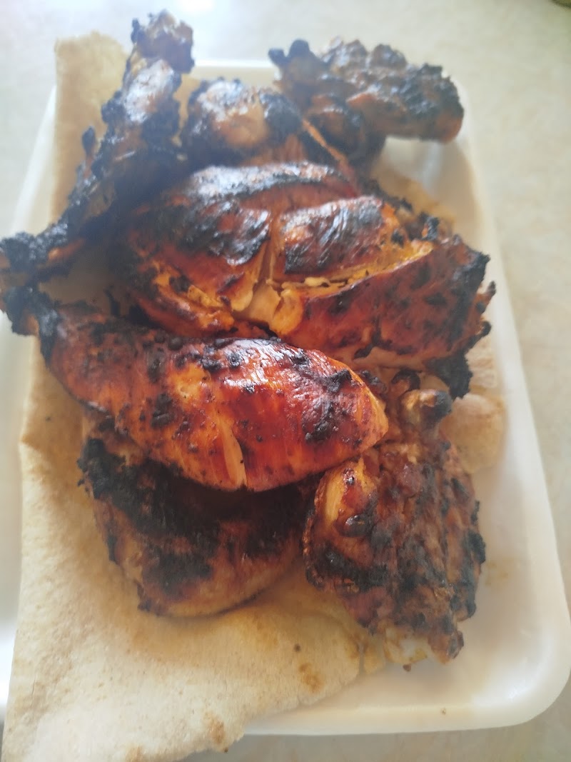 مطعم سندويشة شيش 3