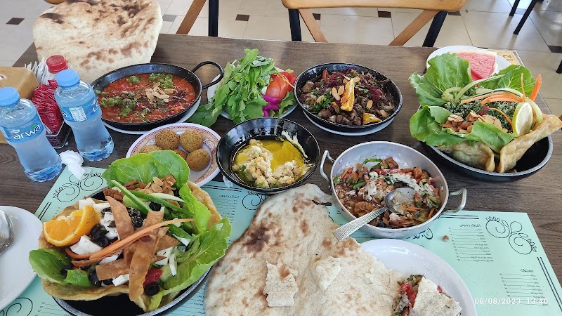 مطعم خميس رام الله 6