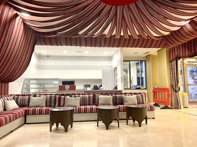 المدرسة المتحدة الأمريكية في الكويت 4