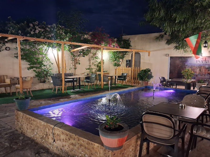 مطعم بيرلا 4