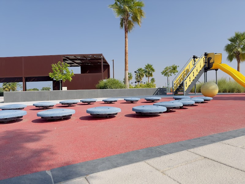 واجهة خور أم القيوين