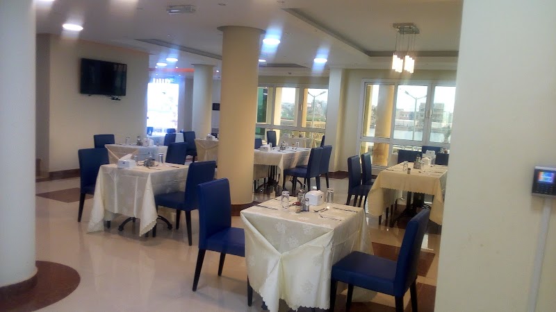 فندق الربوة 4