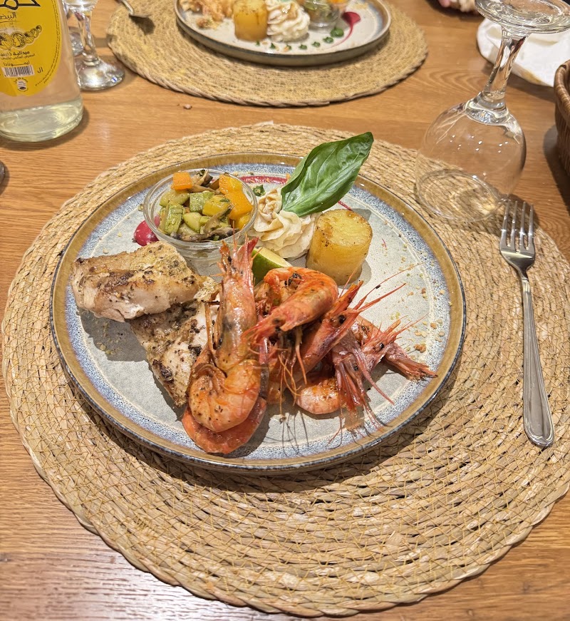 مطعم البحر الأبيض المتوسط 3