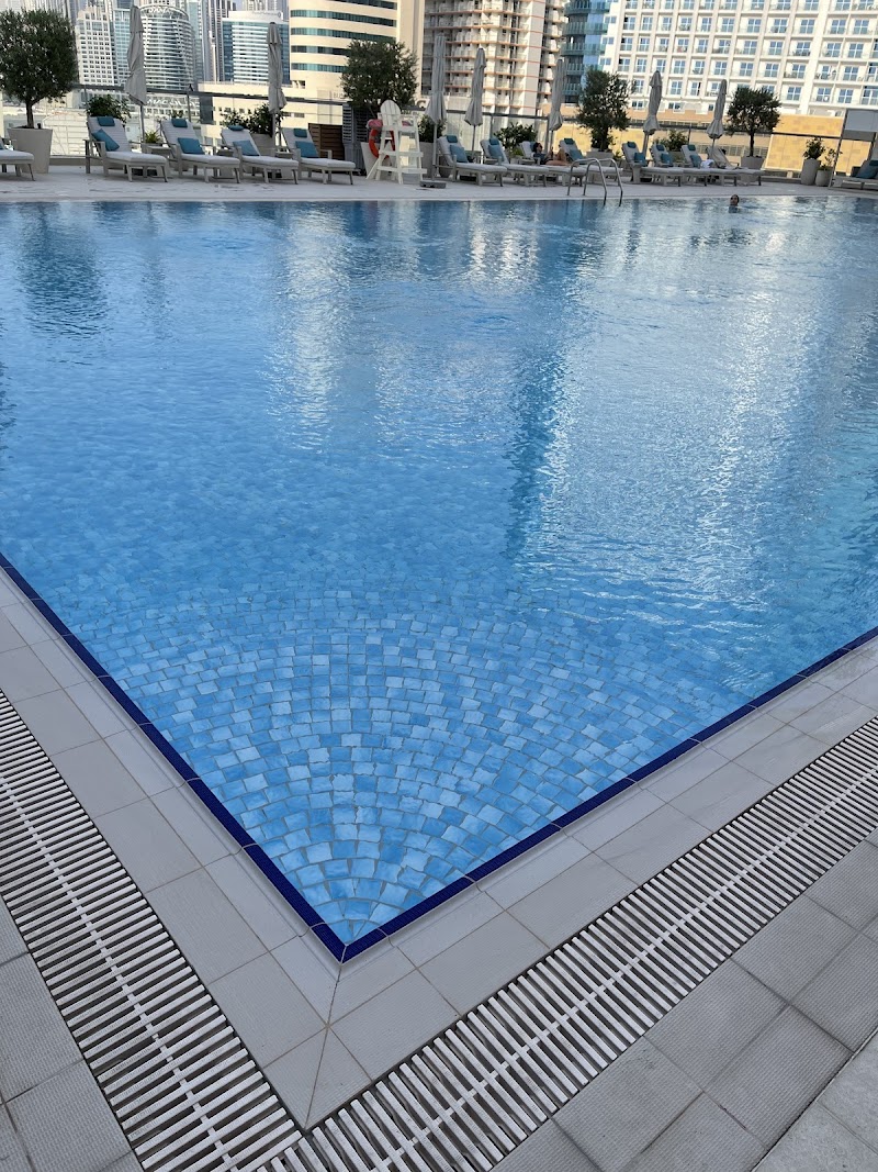 أول مجموعة بايبيز بي 3