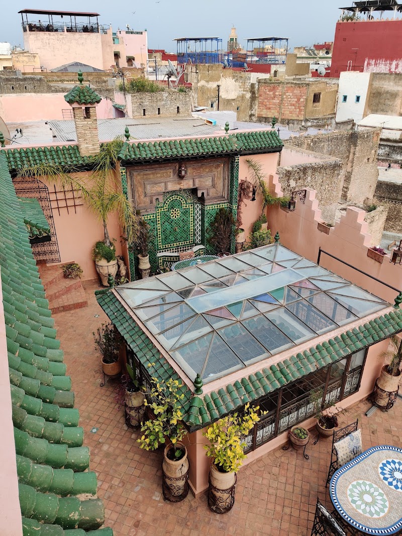 رياض بنشقرون