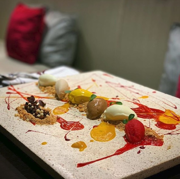 مطعم فيليني 2