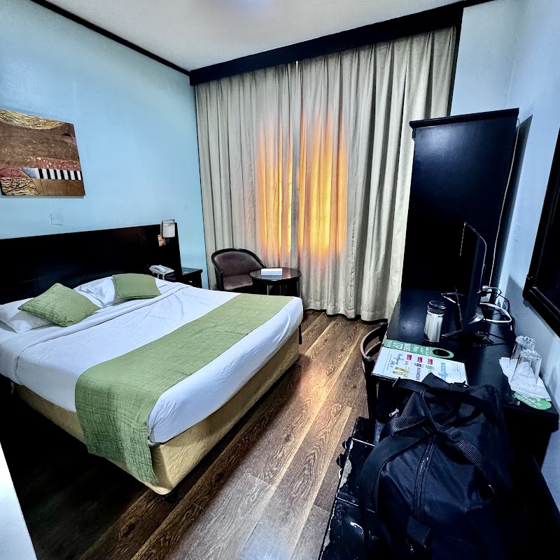 فندق يوريكا 2