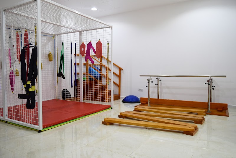 المركز الطبي الأهلي | خدمات الرعاية الصحية في الفجيرة، الإمارات العربية المتحدة | مقدّم خدمات التمريض المنزلي الفجيرة 3