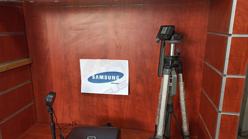 ياسر شريت للحواسيب والإلكترونيات 4