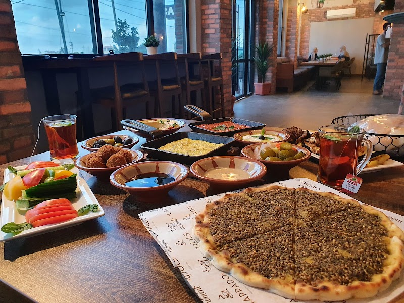 مطعم وكافيه 2