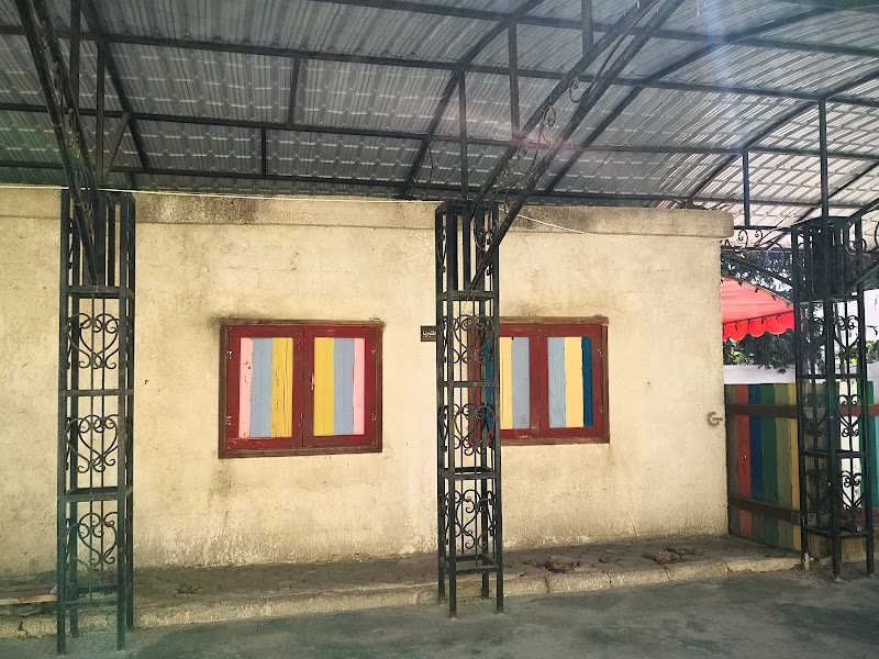 مدرسة المدينة الصغيرة 3