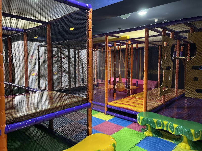 محور المغامرات 4