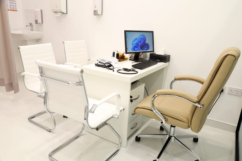 مركز رعاية لك الطبي - مول أم القيوين 2