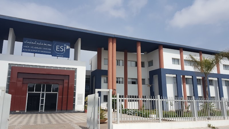 مدرسة علوم المعلومات