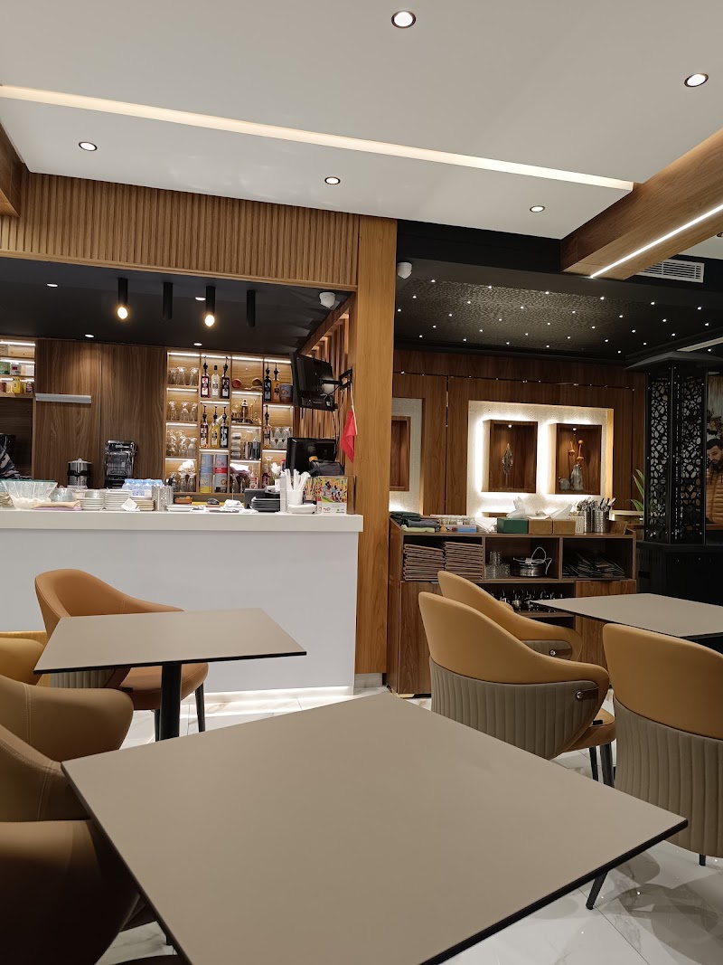 ألَميريا برانش كوفي 2