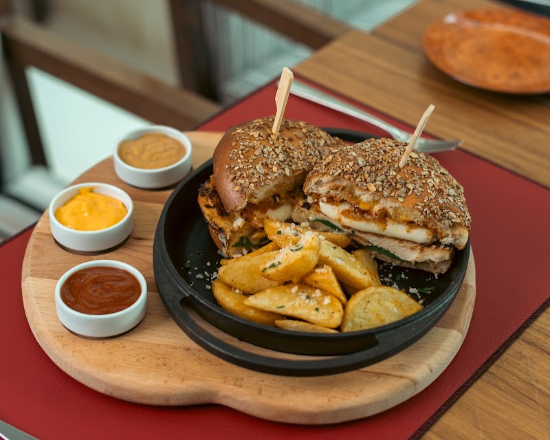 مطعم أوليف 2