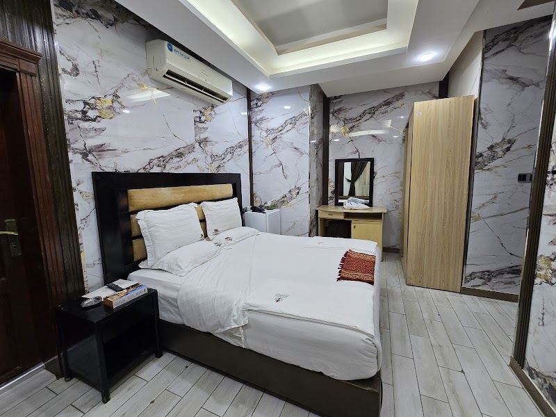 فندق ومنتجع امباسدور 2