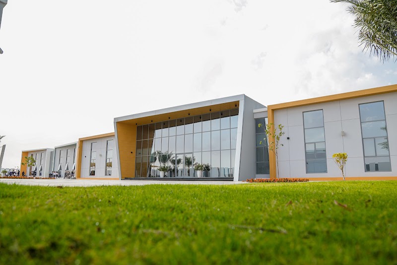 مدرسة الشويفات الدولية 4