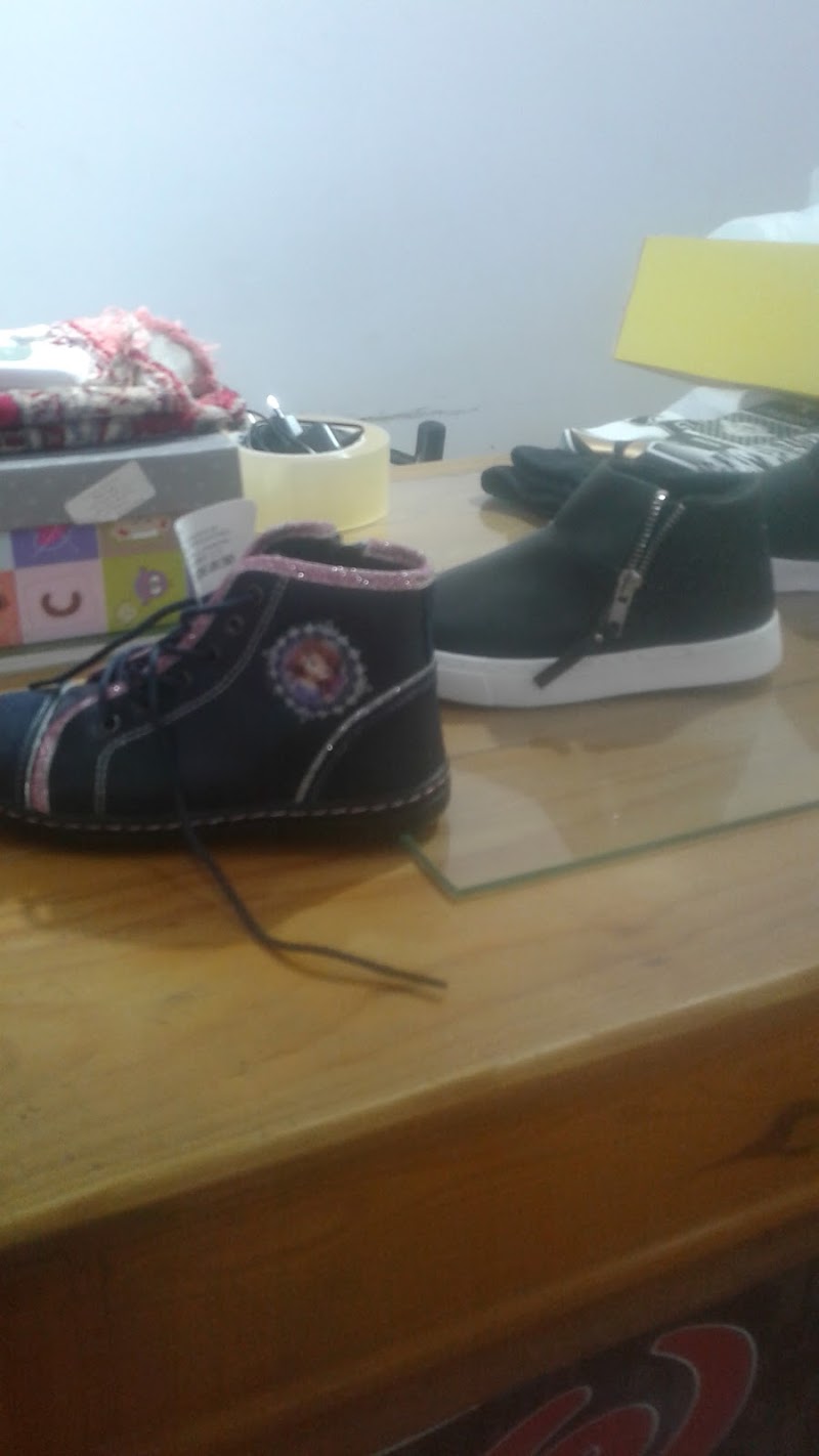 متجر جالاكسي 4