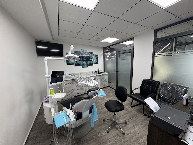 المركز الطبي للأسنان لا فاييت - دكتور بوقشامير إلياس 3