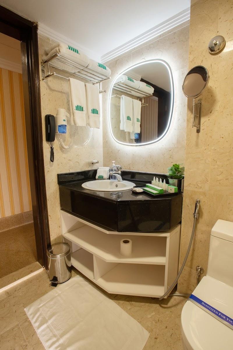 فندق سيتي تاور 4