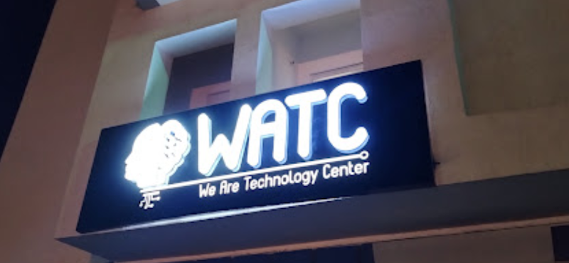 نحن مركز التكنولوجيا