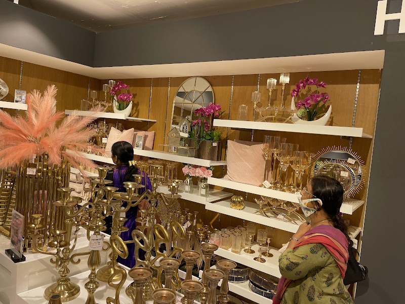 الحمراء مول 2