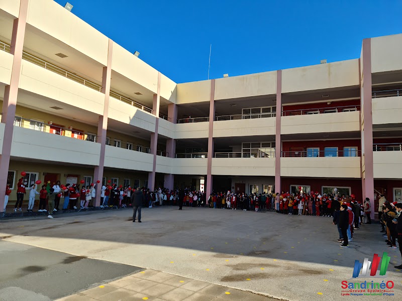 مجموعة مدارس ساندرينو: مؤسسة معتمدة مرتبطة بشبكة أوسي 2