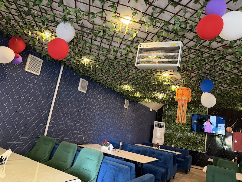 مطعم ومقهى تندوري فليمز للمأكولات العربية 2