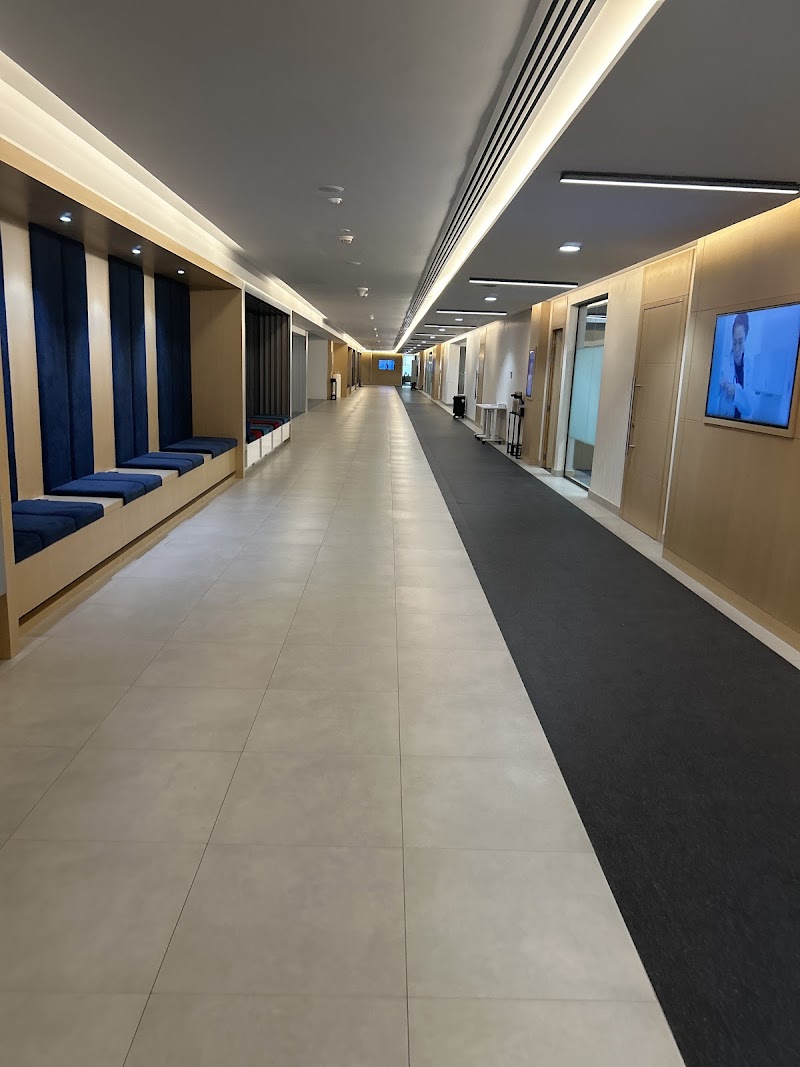 مركز التدريب والتطوير - مؤسسة الإمارات للخدمات الصحية