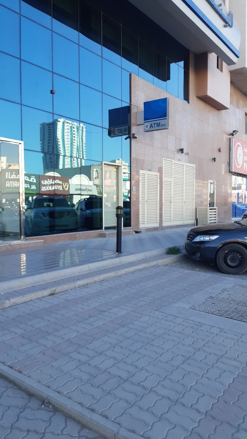 بنك الإمارات العربي المتحدة فرع النخيل 4