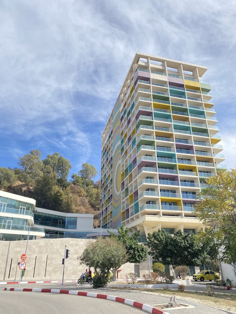 فندق سيبوس 4