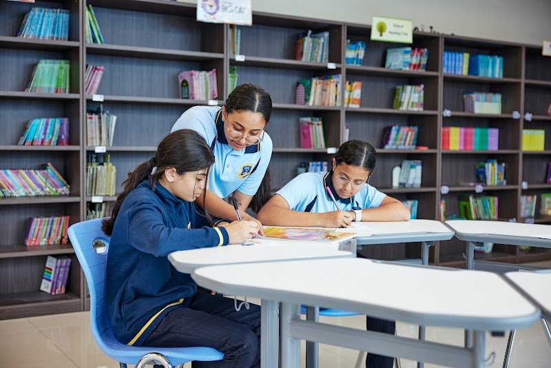 مدرسة العاصمة البحرين 4