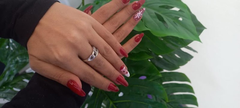 لاونج أظافر مريم 2