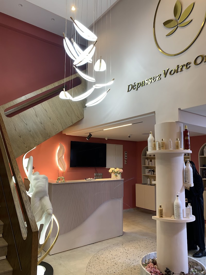 نوانس مركز التجميل والسبا 2