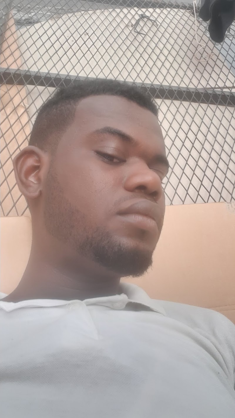 مركز هايتي التخصصي الطبي 2