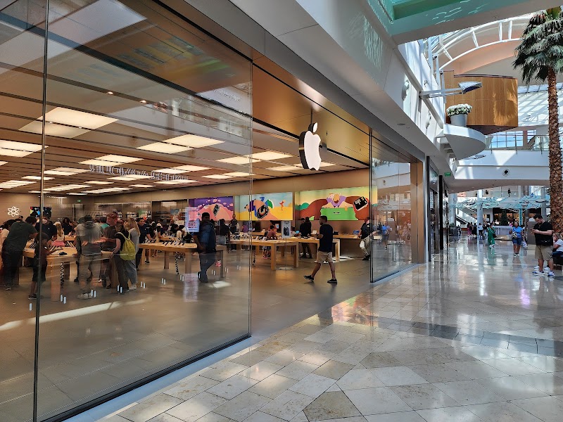 المركز في ميلينيا