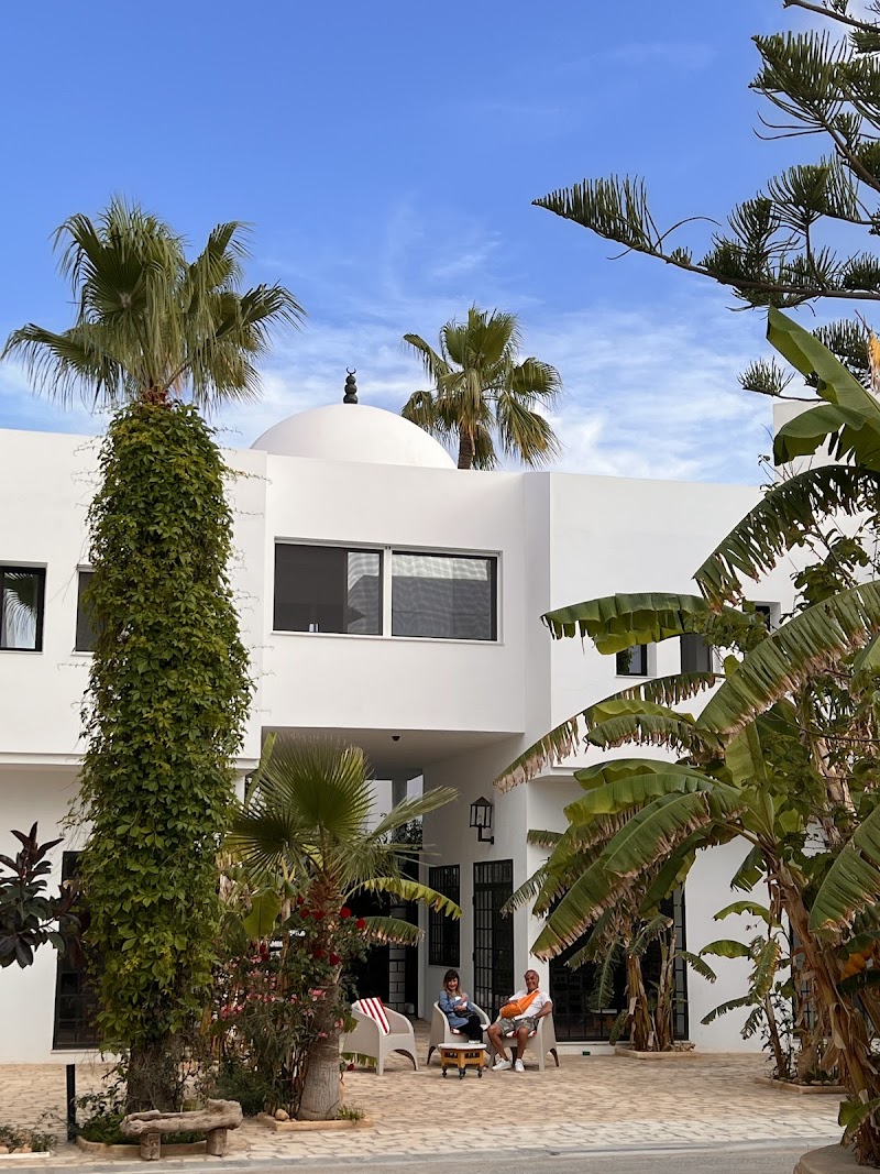 إقامة نفاعتي