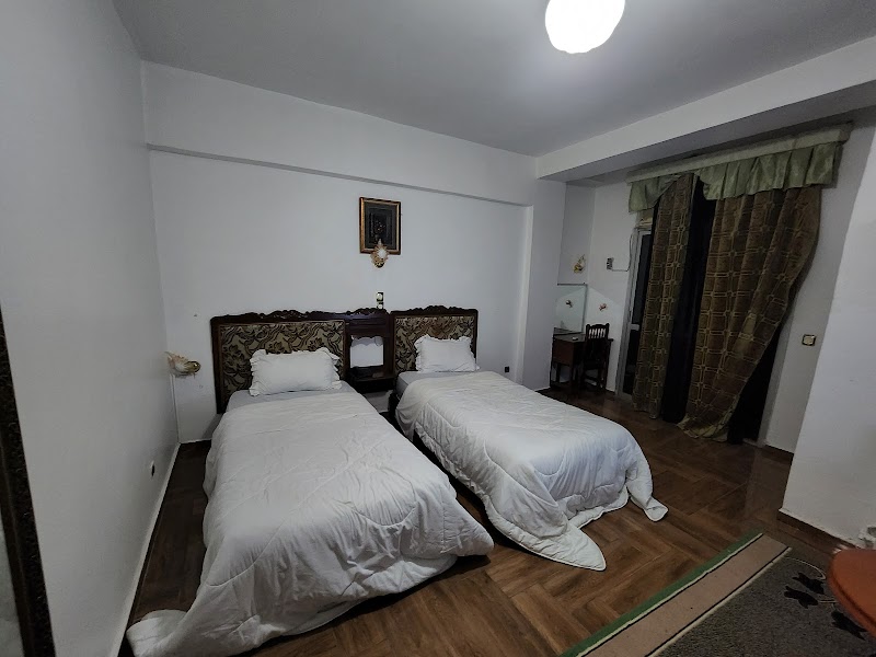 ميموزا بالاس 2